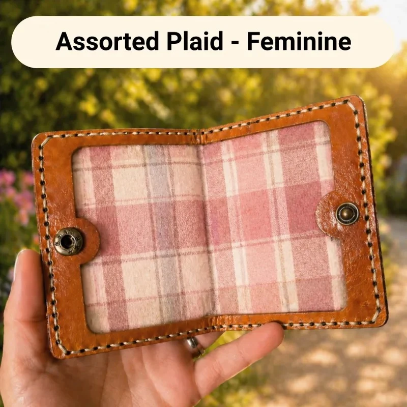 Open Pocket Verse with a pink and cream plaid interior